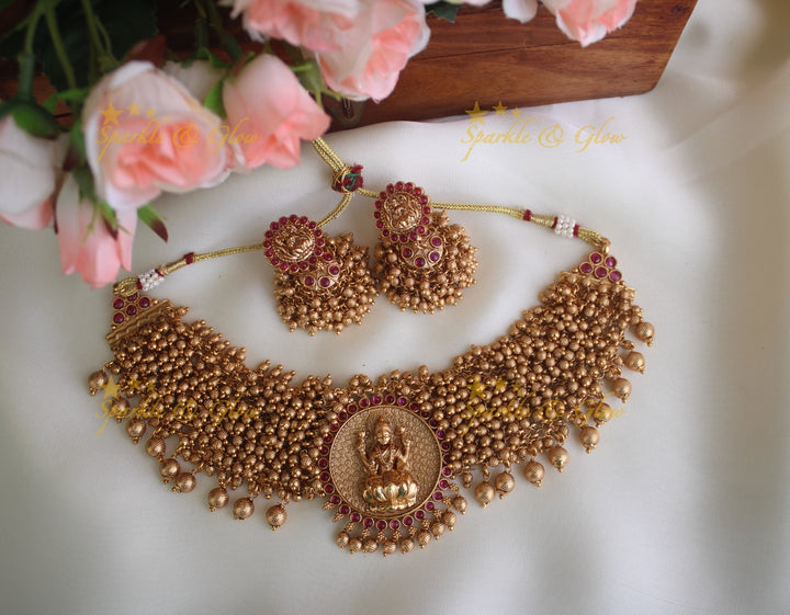Premium Matte Gold Cluster Lakshmi choker