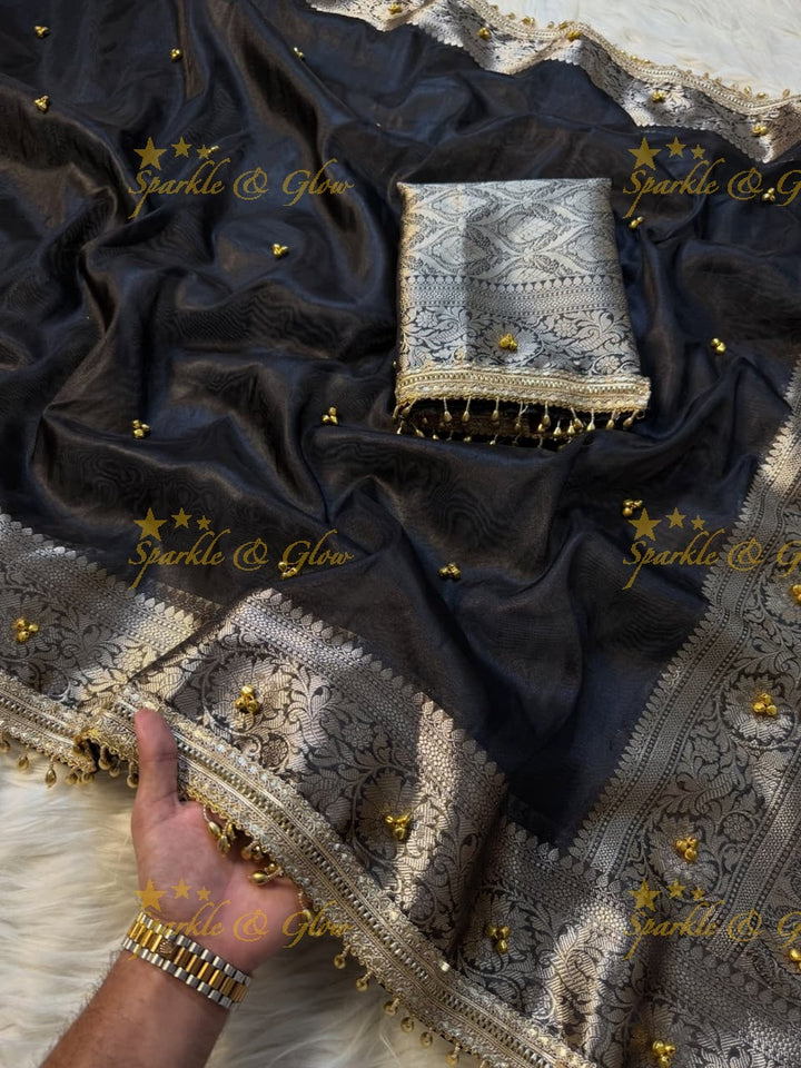 Exquisite Banarasi Tissue Saree with Zari Elegance