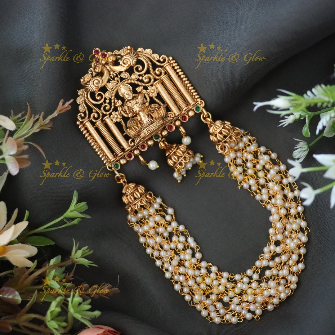 Elegant Temple Gold Hairpin for Weddings & Festivals
