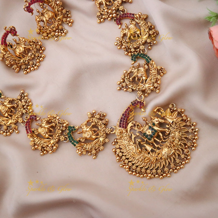 Exquisite Long Gold Idol Necklace for Weddings