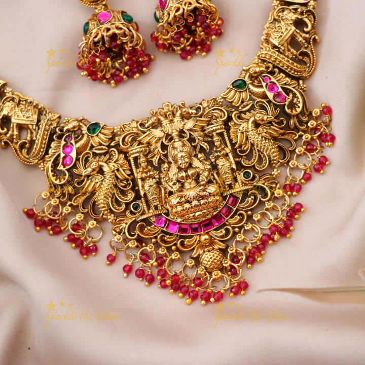 Exquisite Short Temple Necklace for Festive Elegance