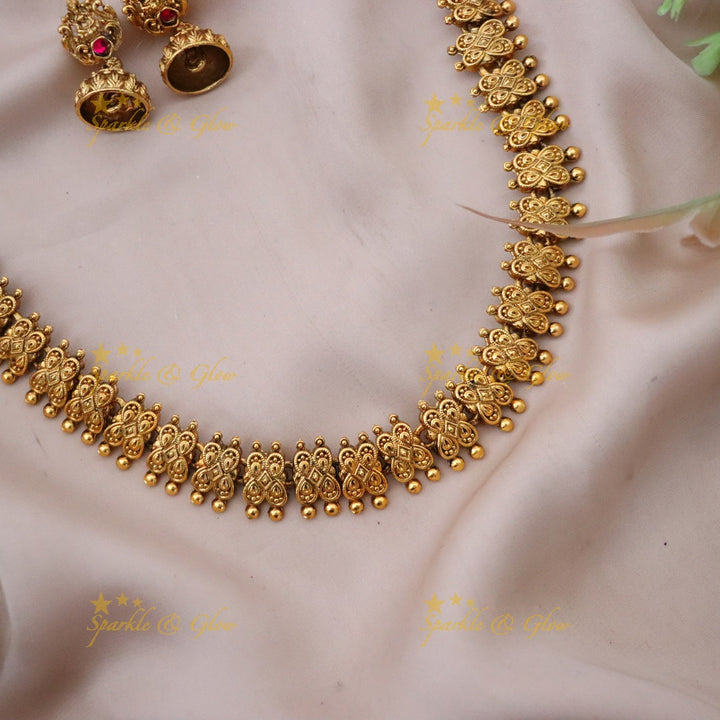 Radiant Necklace Set for Weddings & Festivities