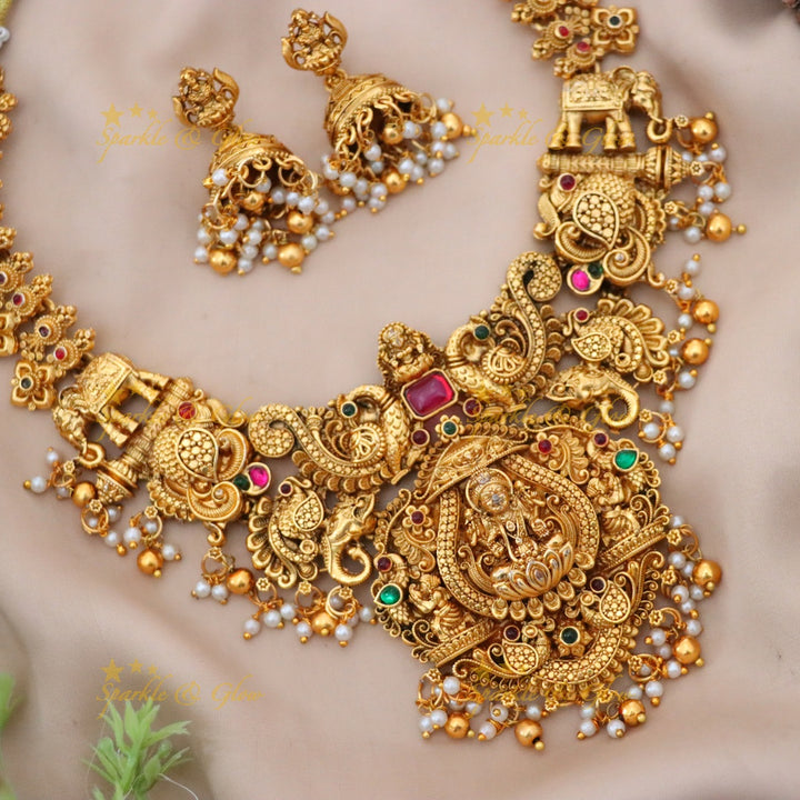 Exquisite Gold Temple Necklace for Festive Weddings