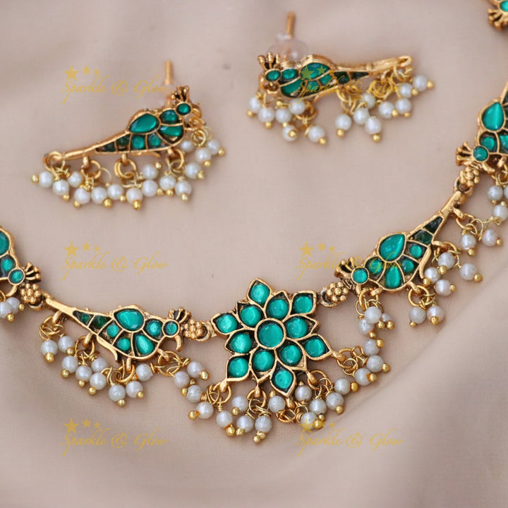 Elegance Redefined: Gold & Turquoise Festive Necklace