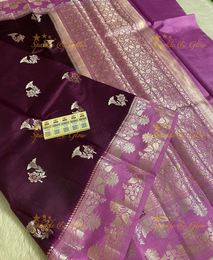 Stunning Banarasi Saree with Zari Border for Weddings
