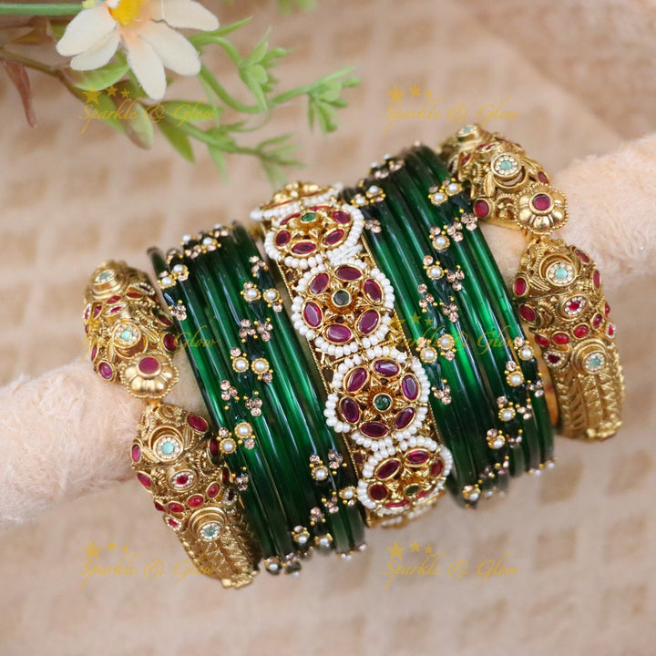 Beautiful Kundan Floral carved Bridal Bnagles Set