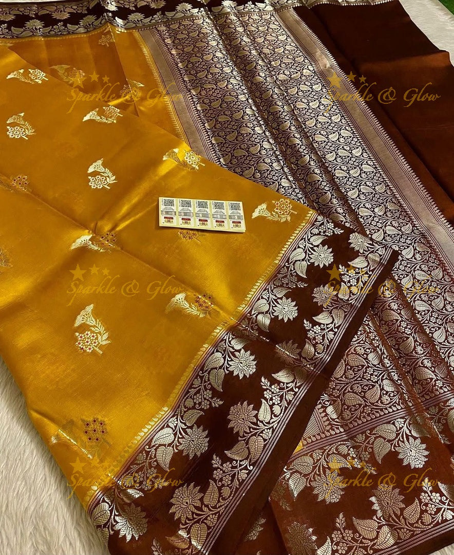 Stunning Banarasi Saree with Zari Border for Weddings