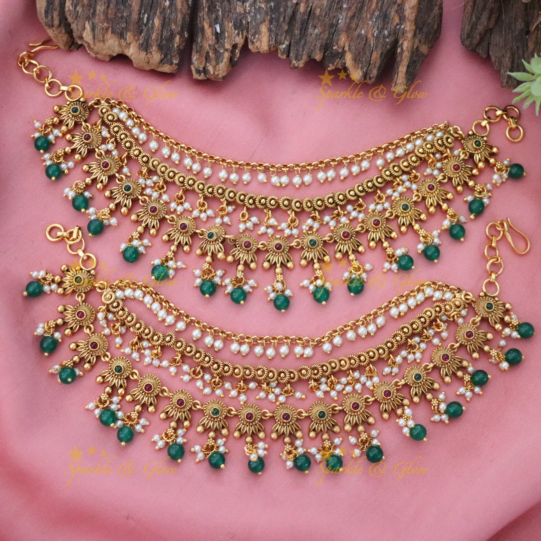 Exquisite Gold-Pearl Mattal for Festive Elegance