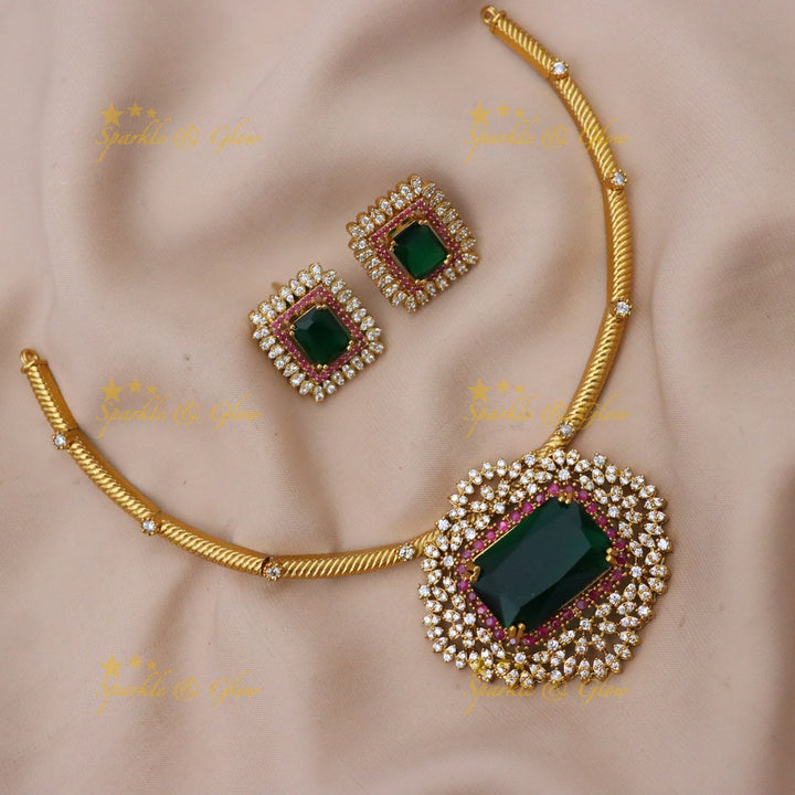 Exquisite Gold-Plated Green Gem Necklace Set - Sparkle & Glow