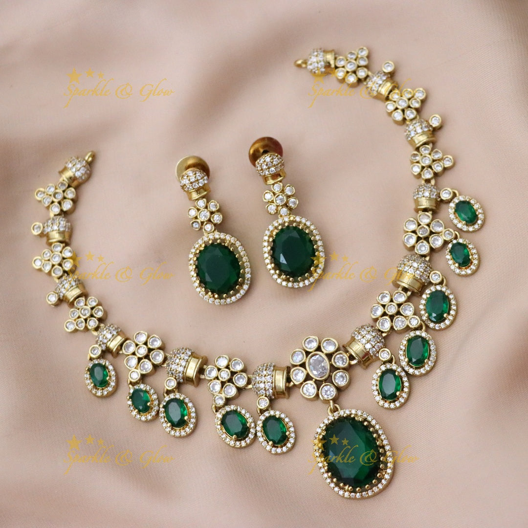 Exquisite Victorian Gold Necklace Set for Celebrations