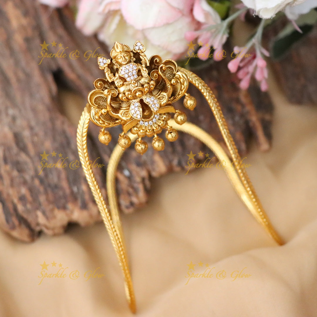 Temple Vanki Bracelet: Divine Jewelry for Weddings