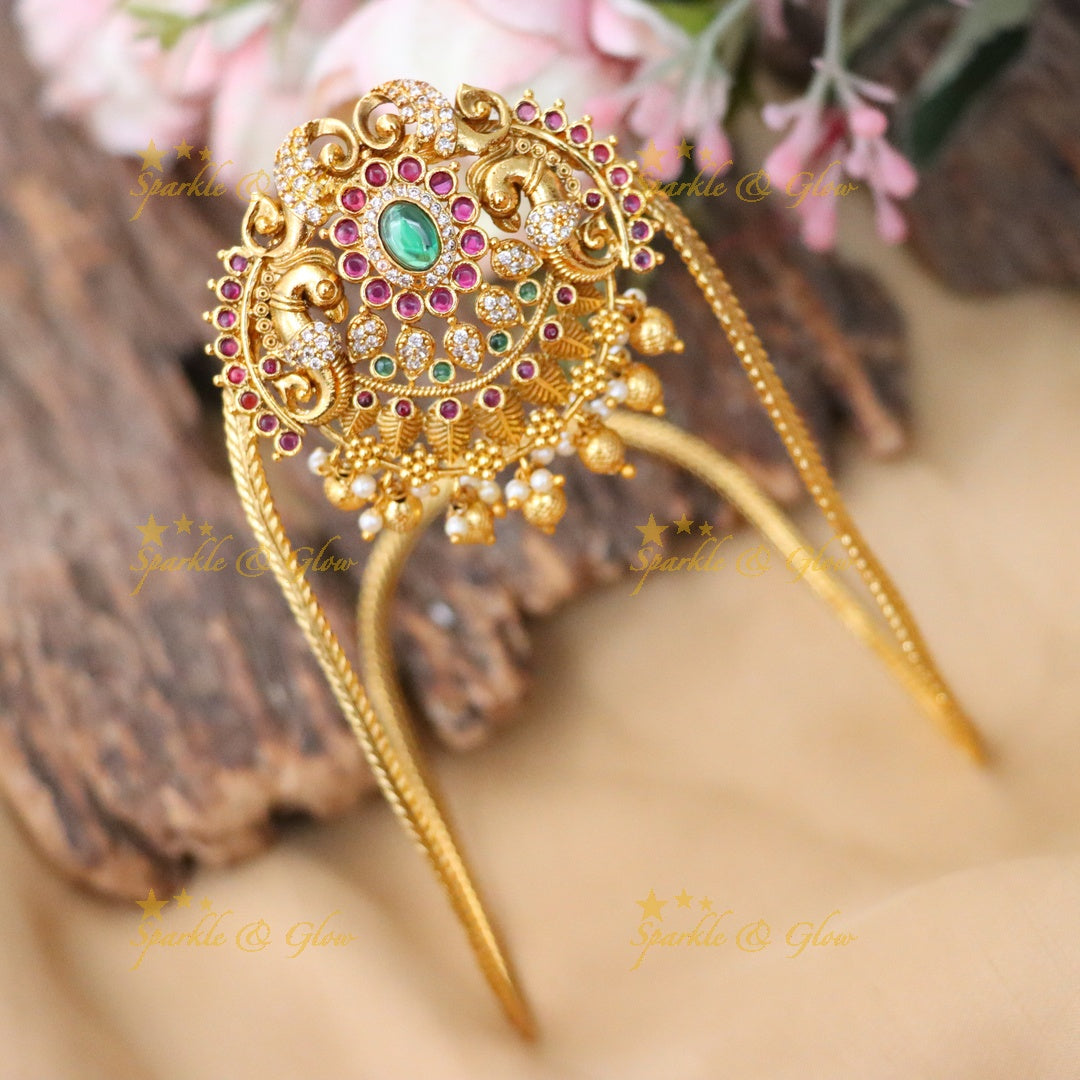 Exquisite Gold Plated Vanki for Bridal Elegance