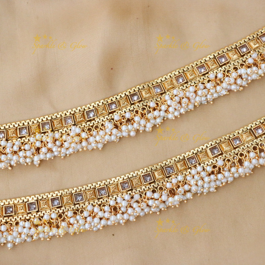 Festive Gold Anklet for Elegance & Celebration
