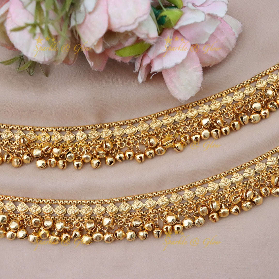 Gold & Pearl Anklets for Weddings & Festivities