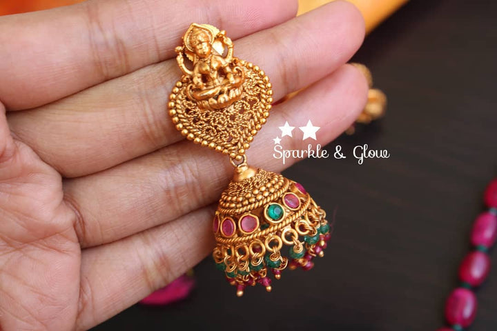 Green semi precious beads lakshmi pendent chain set