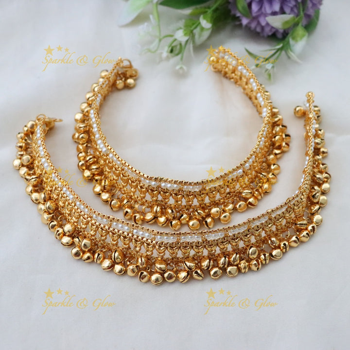 Exquisite Gold-Plated Pearl Ankle Bracelets