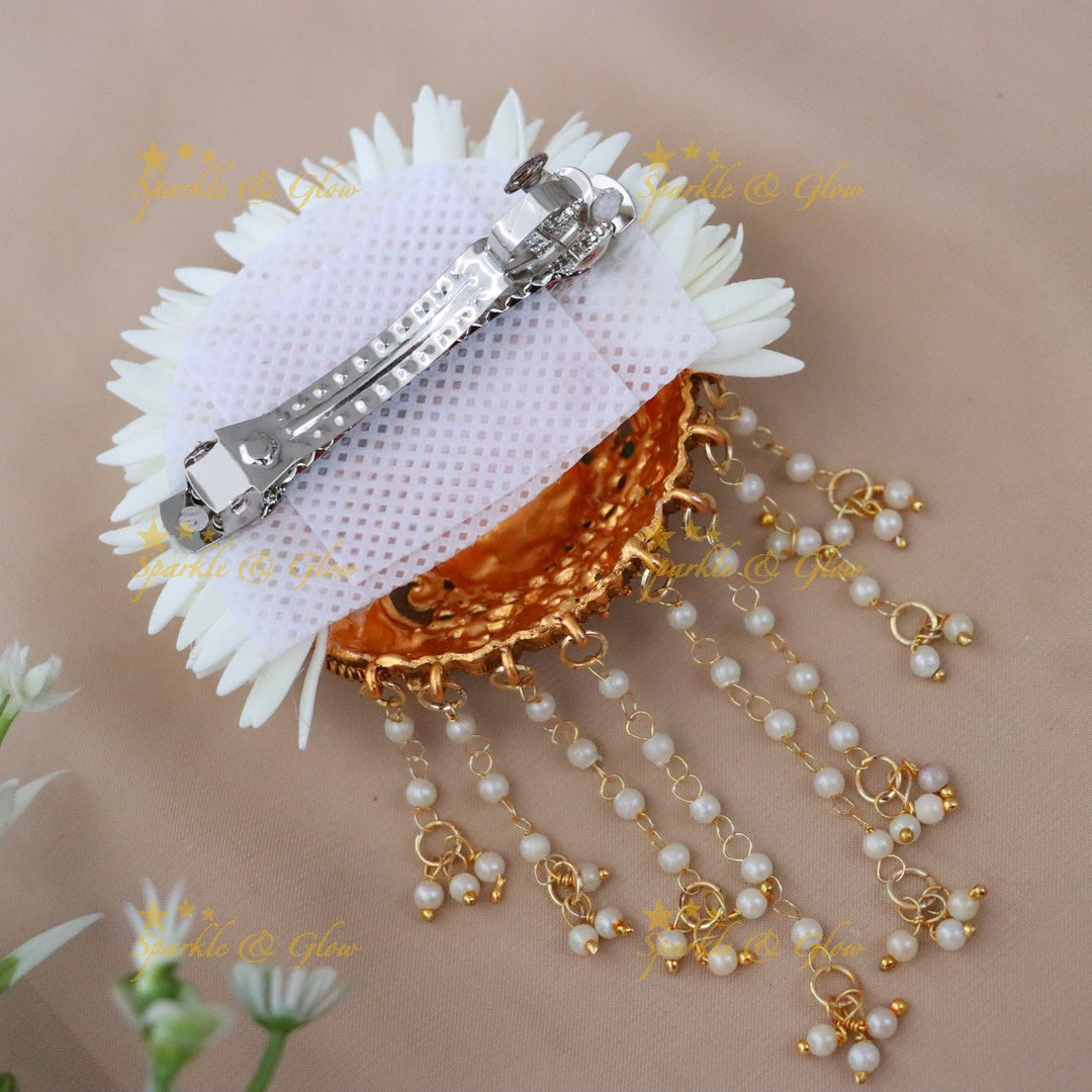 Exquisite Gold Temple Hair Clip for Elegant Weddings
