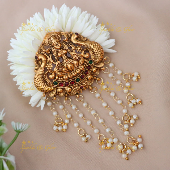 Exquisite Gold Temple Hair Clip for Elegant Weddings