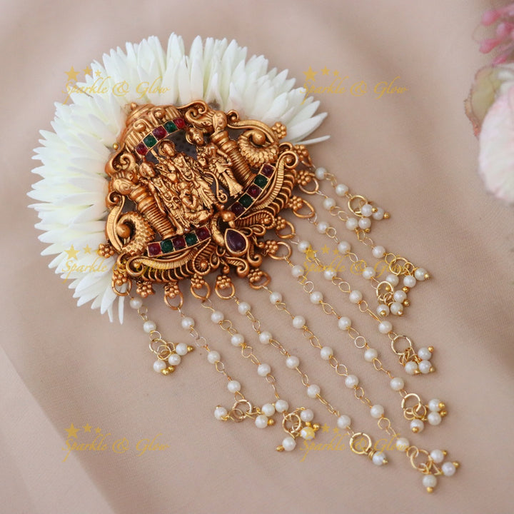 Luxurious Gold Temple Hair Clip for Exquisite Occasions