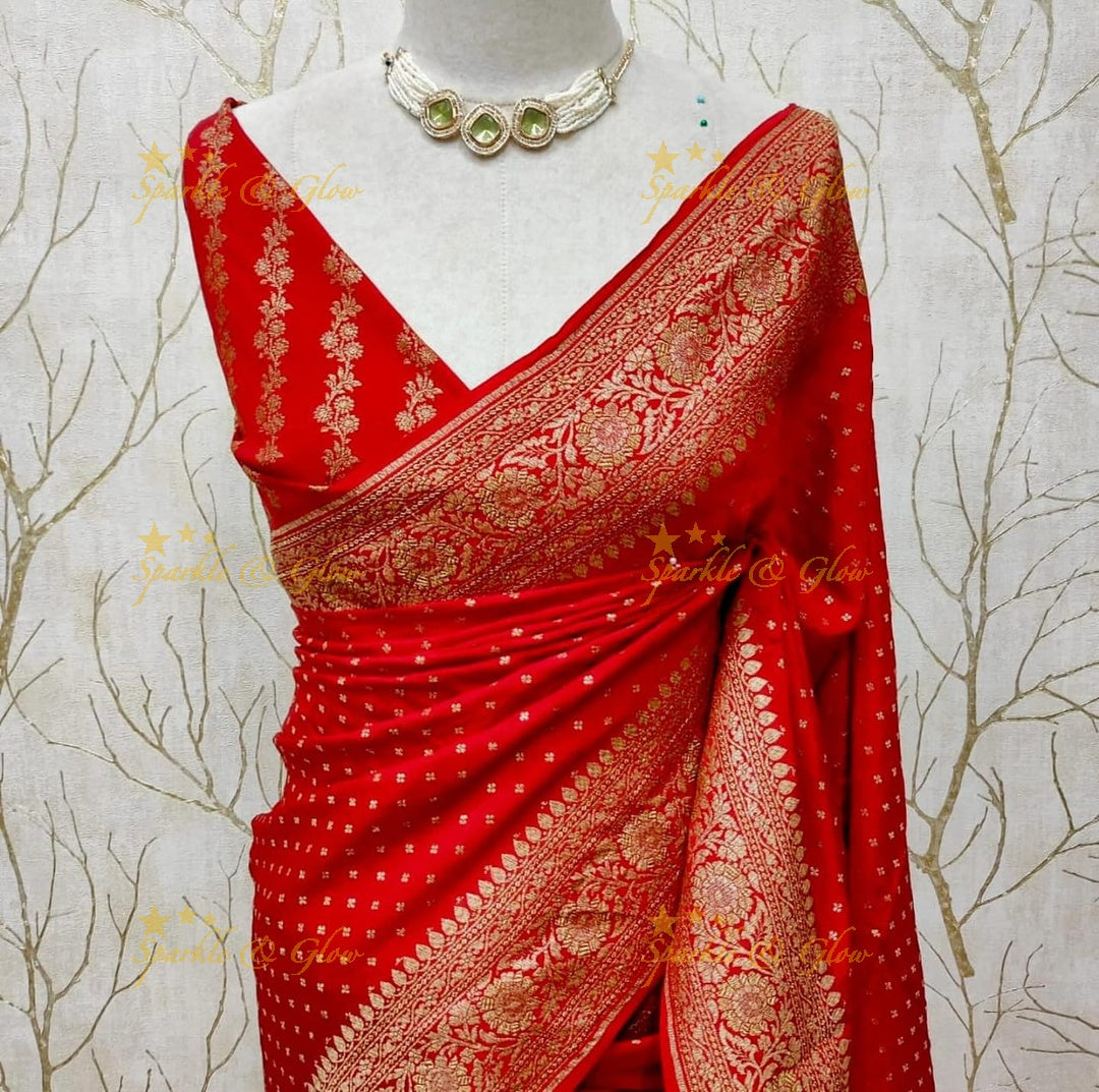 Exquisite Banarasi Saree with Intricate Zari Work