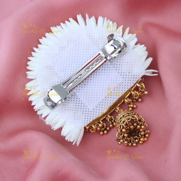 Exquisite Gold Temple Hair Clip - Perfect Festive Accessory