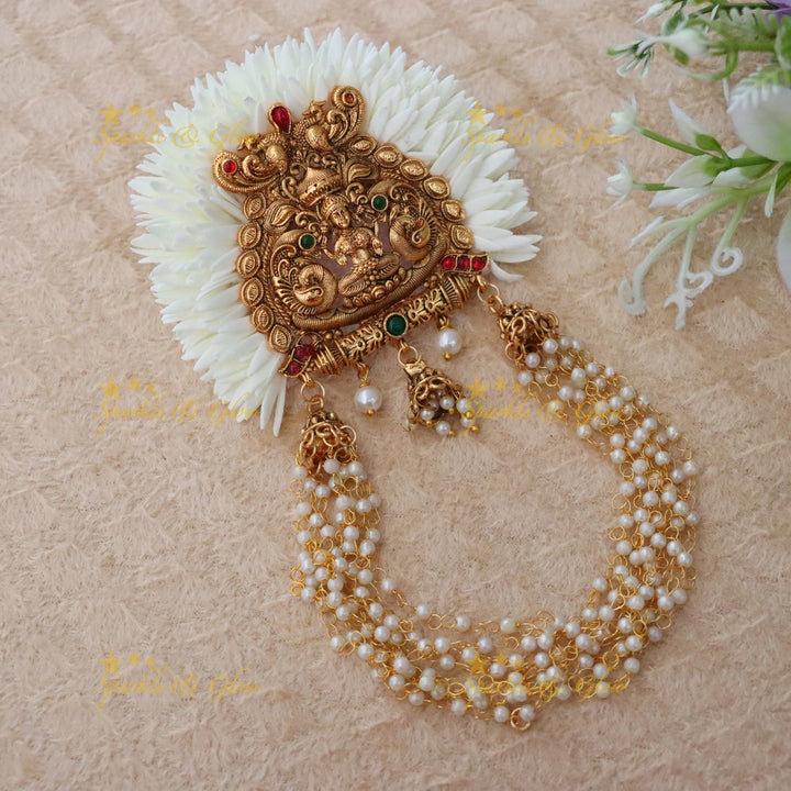 Timeless Gold Temple Hairclip for Celebrations