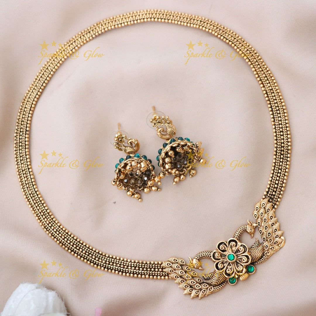 Exquisite Gold Tone Festive Necklace for Weddings