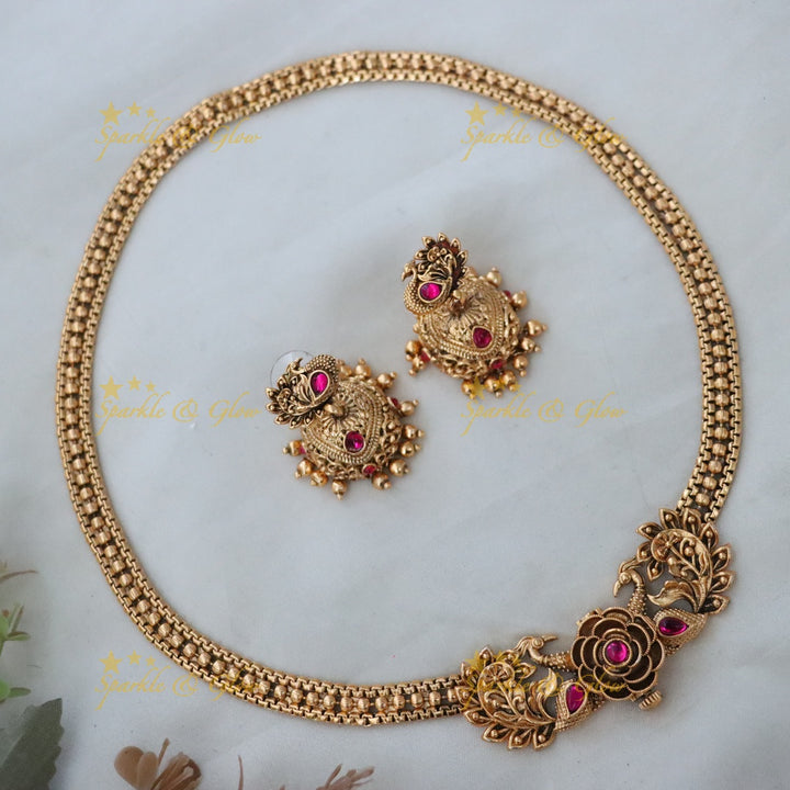 Elegant Gold-Tone Floral Necklace Perfect for Festivities