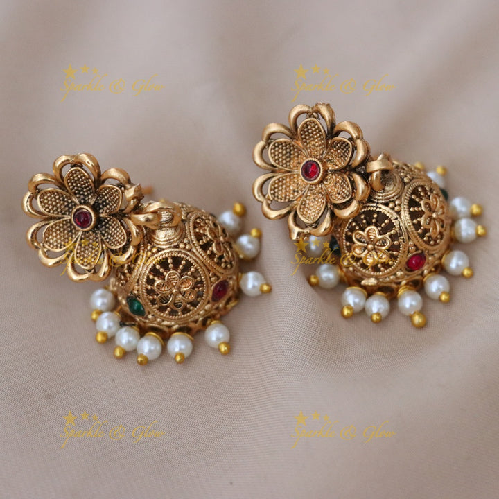 Radiant Gold-Plated Necklace for Festive Celebrations