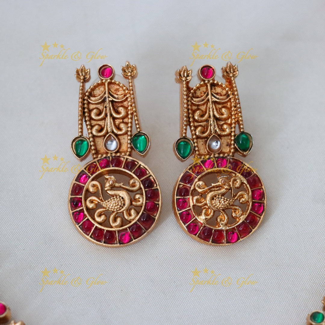 Exquisite Temple Short Necklace Set for Festive Elegance
