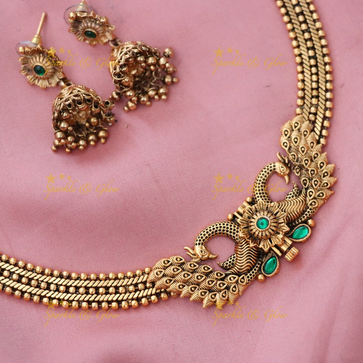 Elegant Short Gold Necklace for Wedding Celebrations