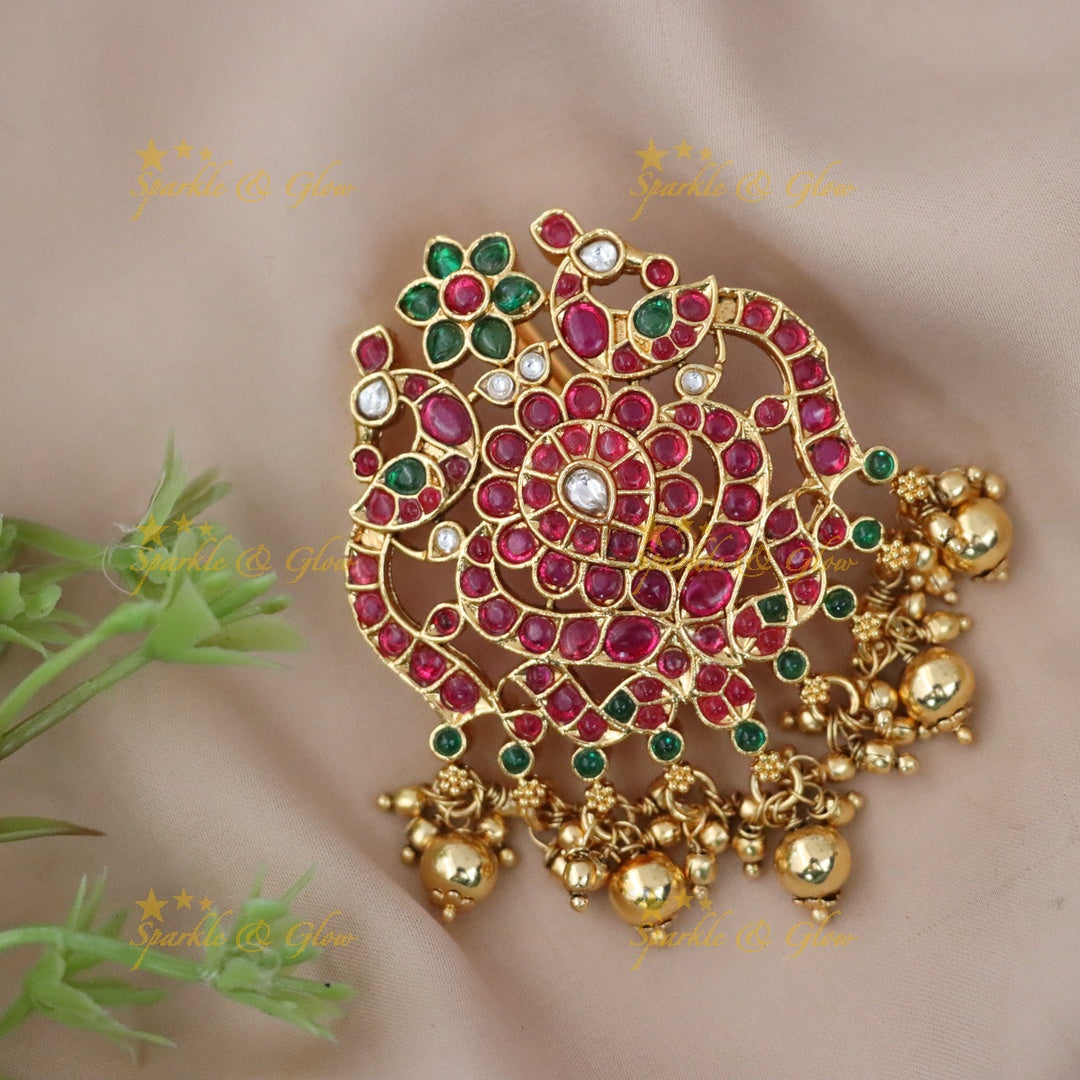 Exquisite Hairpin for Festive Celebrations