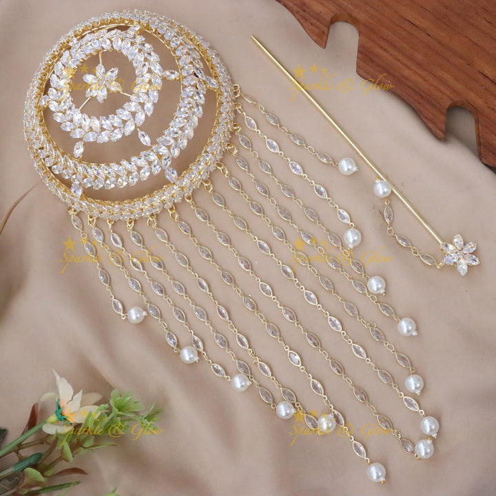 Exquisite Pearl and Gold Bridal Hair Bun Accessory