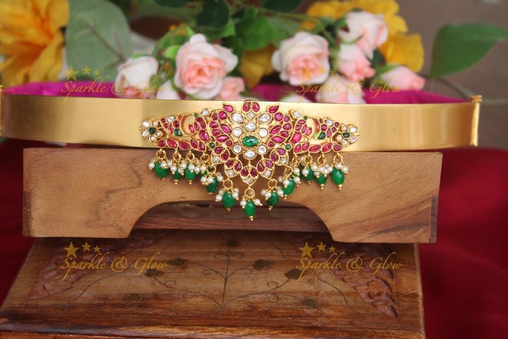 Gold alike Plain hipbelt with center peacock pendent made with kemp stones and green beads
