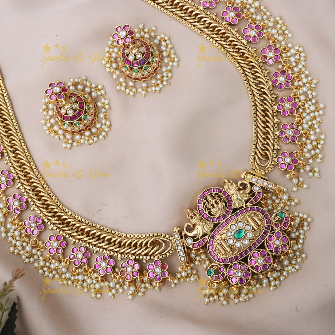 Exquisite Temple Style Gold Necklace Set for Weddings