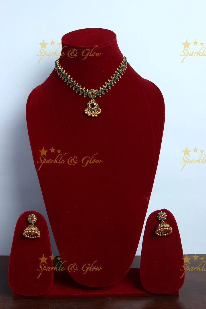Gold alike Elegant Kemp Adigai necklace - Green Kemp - Sparkle and Glow