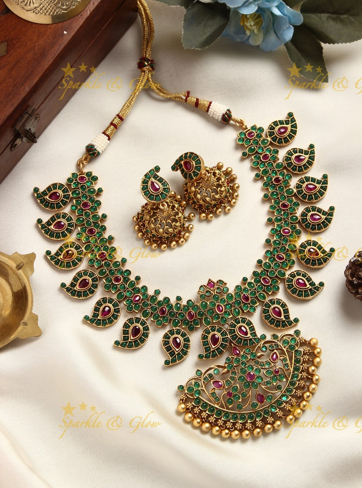 Beautiful gold alike mango floral short necklace - white