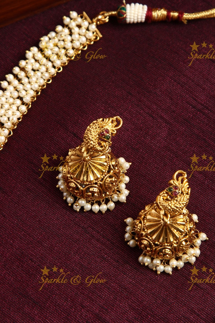 Gold alike pearl cluster peacock non idol haram