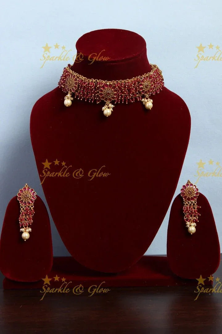 Gold alike cluster beads floral choker - Pearl - Sparkle and Glow
