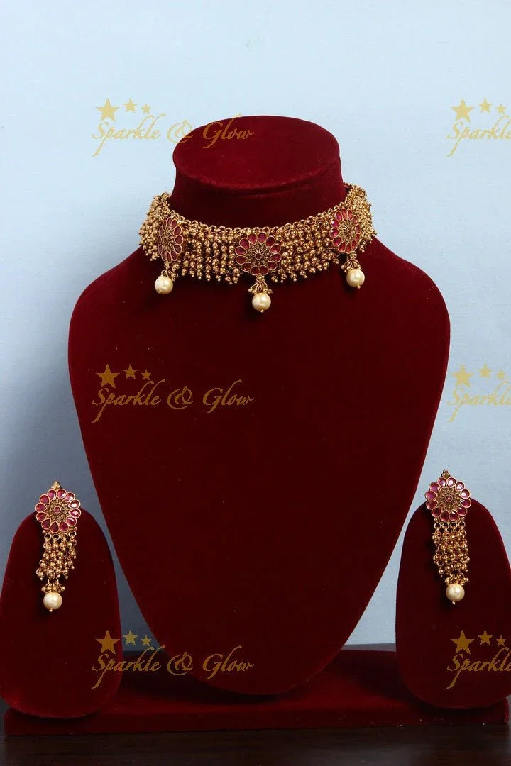 Gold alike cluster beads floral choker - Pearl - Sparkle and Glow