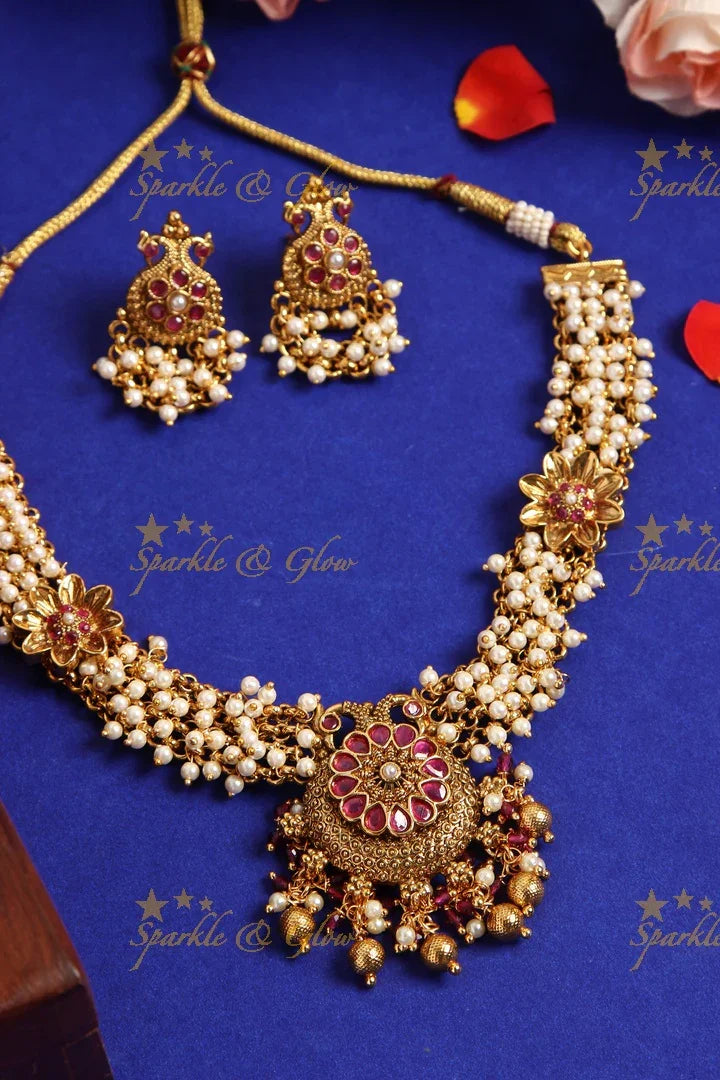 Gold alike cluster beads peacock choker / Short Necklace- Pearl - Sparkle and Glow