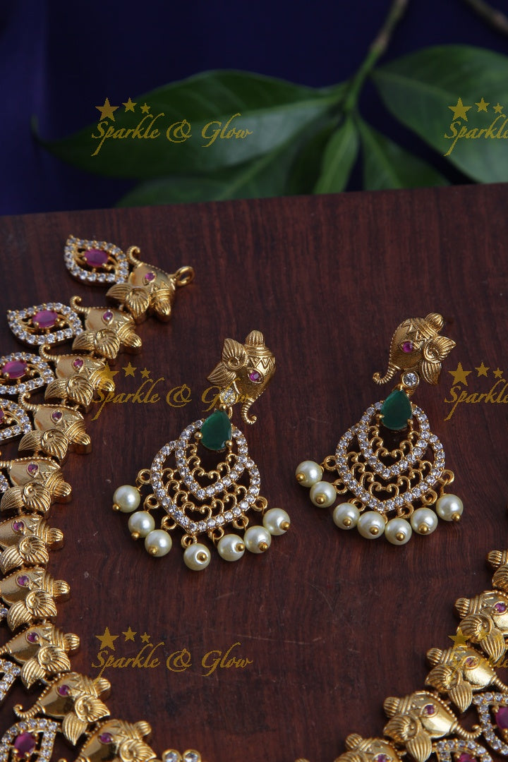 Elegant Ganesha AD necklace