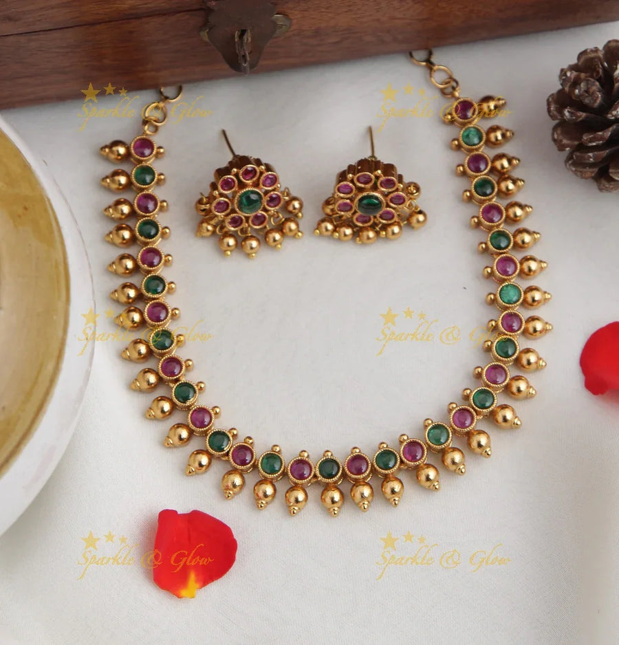 Gold alike budgeted moggapoo kemp necklace - Green Pink - Sparkle and Glow