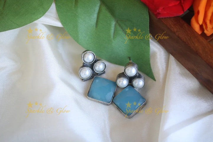 Maroon Pearl Stone Stud Earrings