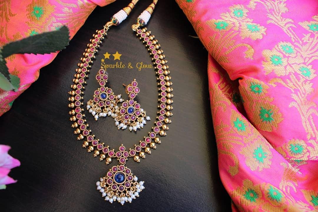 Gold alike kemp adigai with gold drops- White - Sparkle and Glow