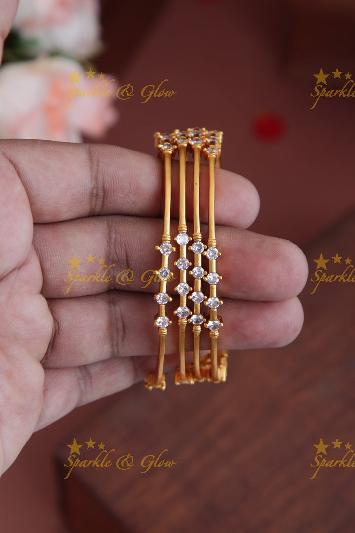 Gold alike thin stone bangles