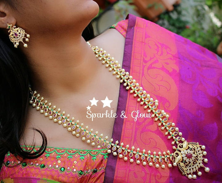 Exquisie Gold peacock gutta pusalu haram with stones