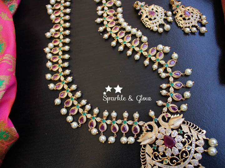 Exquisie Gold peacock gutta pusalu haram with stones