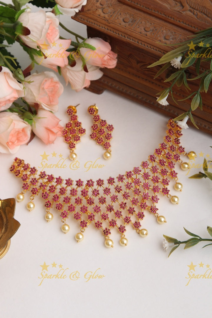 Gold polish Ad Floral Choker - Pink