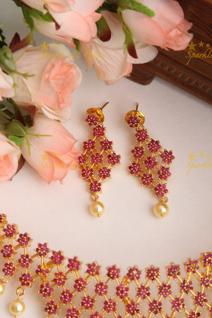 Gold polish Ad Floral Choker - Pink